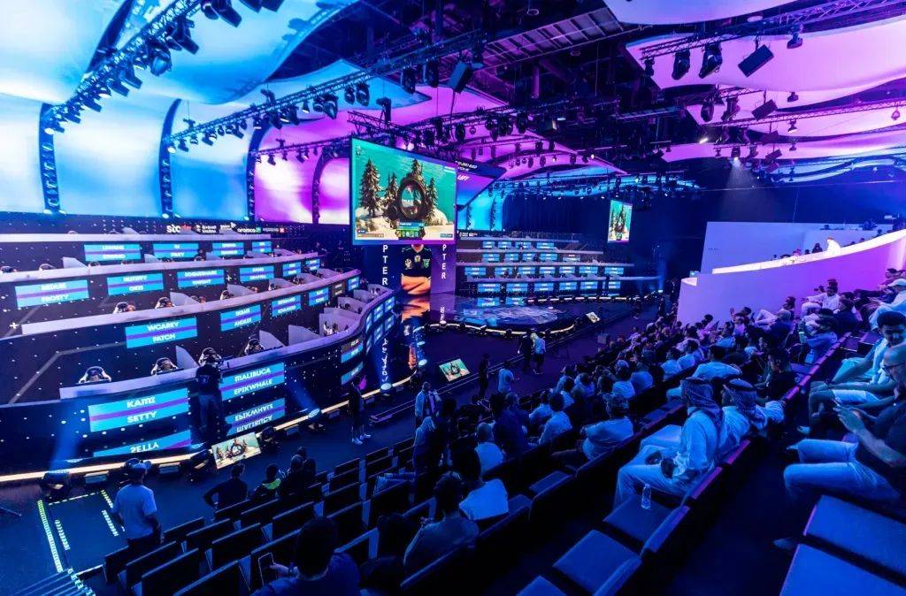 后腰对肋部 后腰对肋部